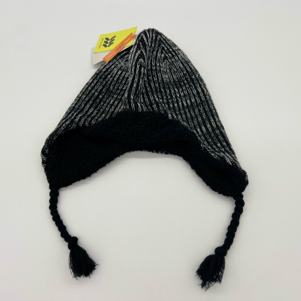 All In Motion kids Cuffed Winter Hat - Black-NEW